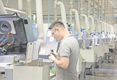 “汽零”产业迸发活力 汽车零配件